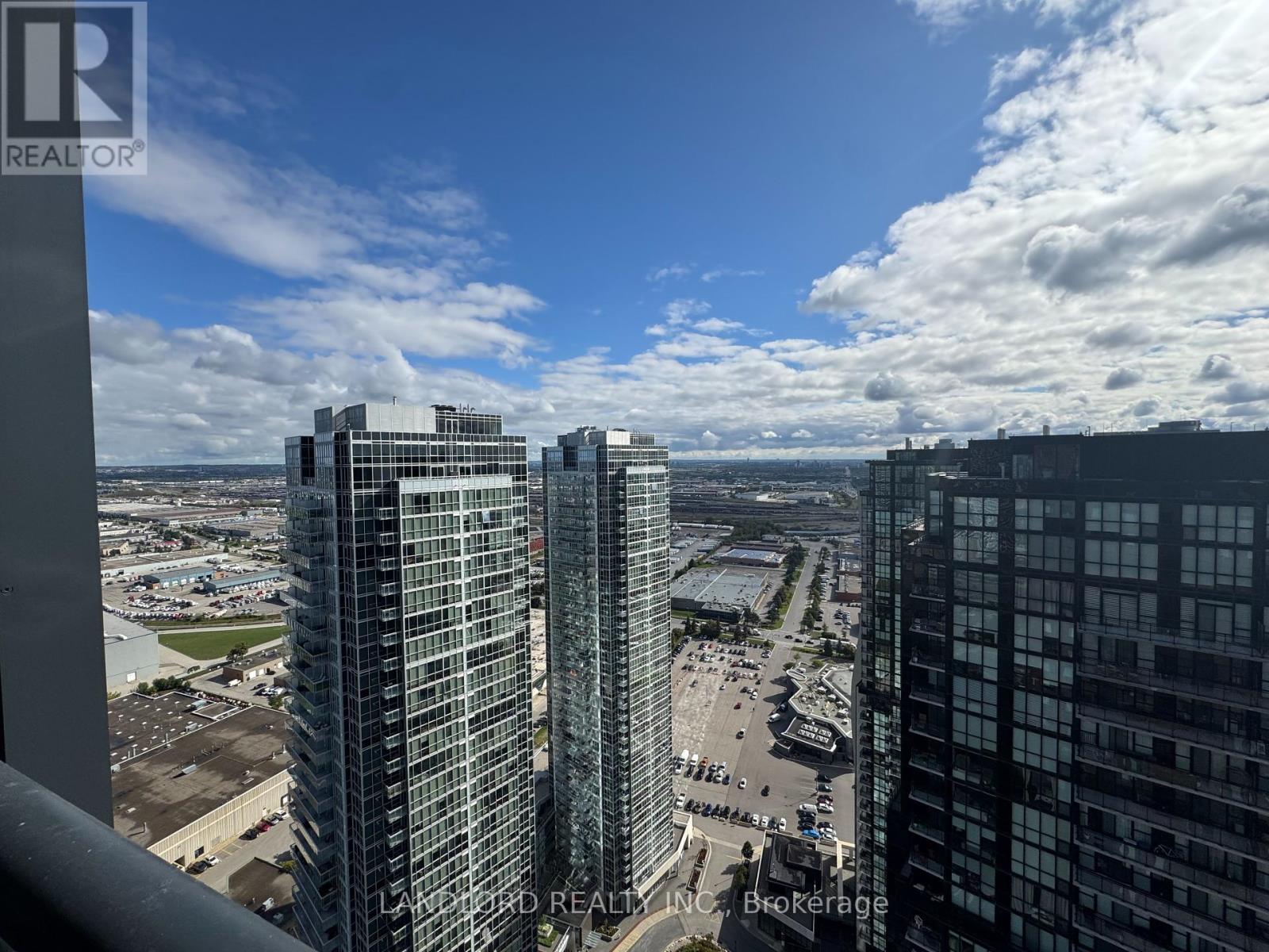 Photo 20 of 3810 2920 Highway 7, Vaughan ON