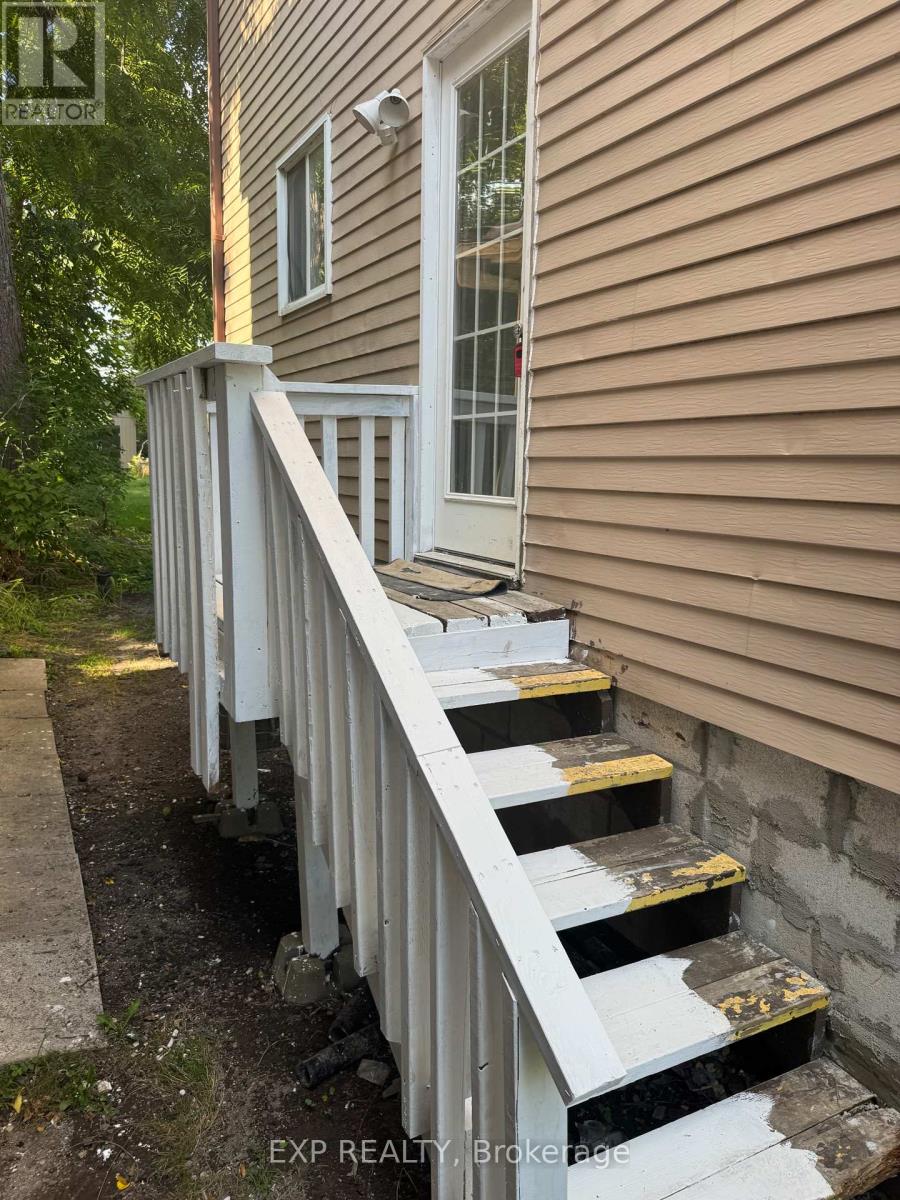 Photo 12 of Basement 210 Church Street, Georgina ON