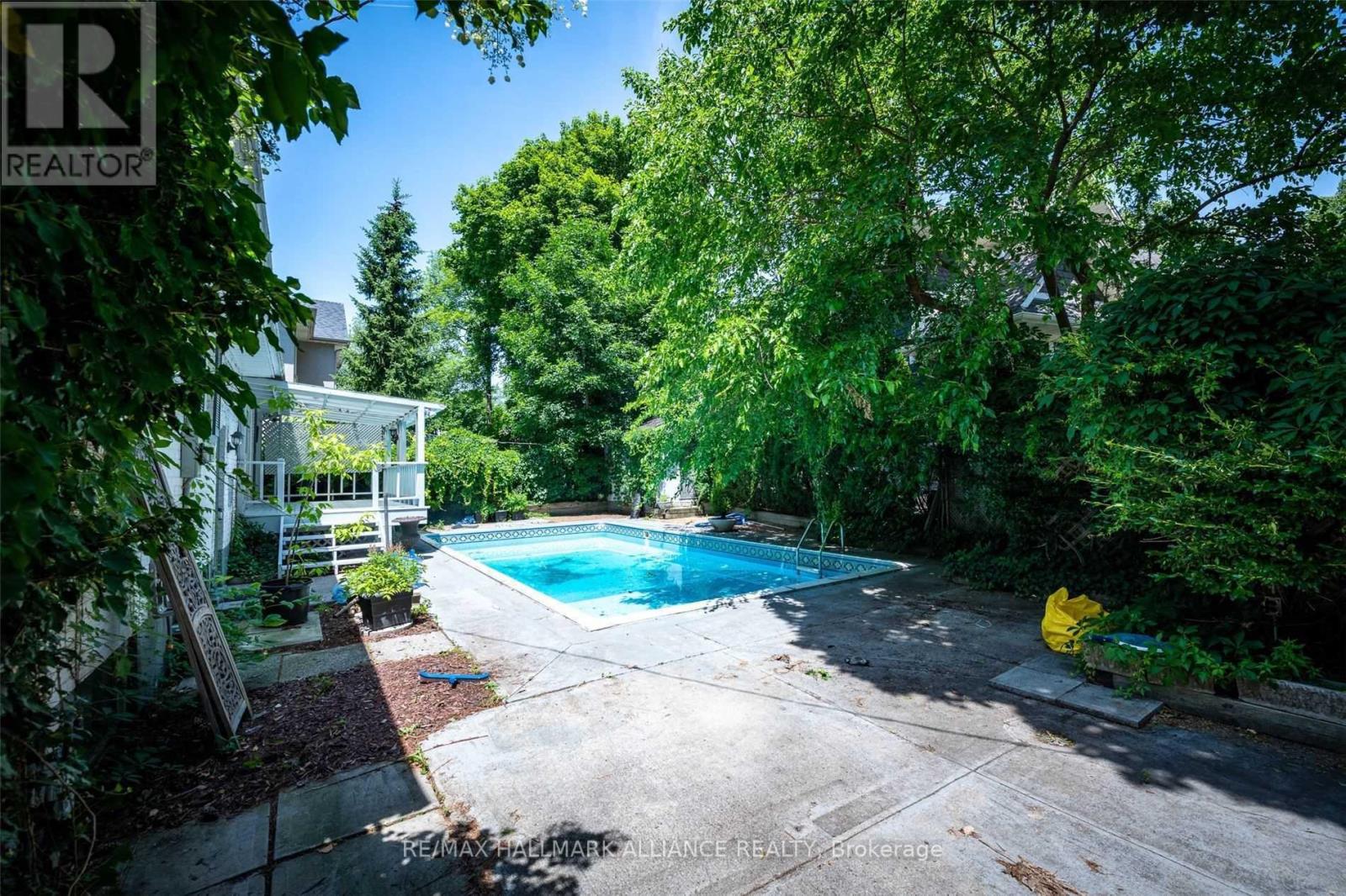 Photo 24 of 463 Drummond Road, Oakville ON