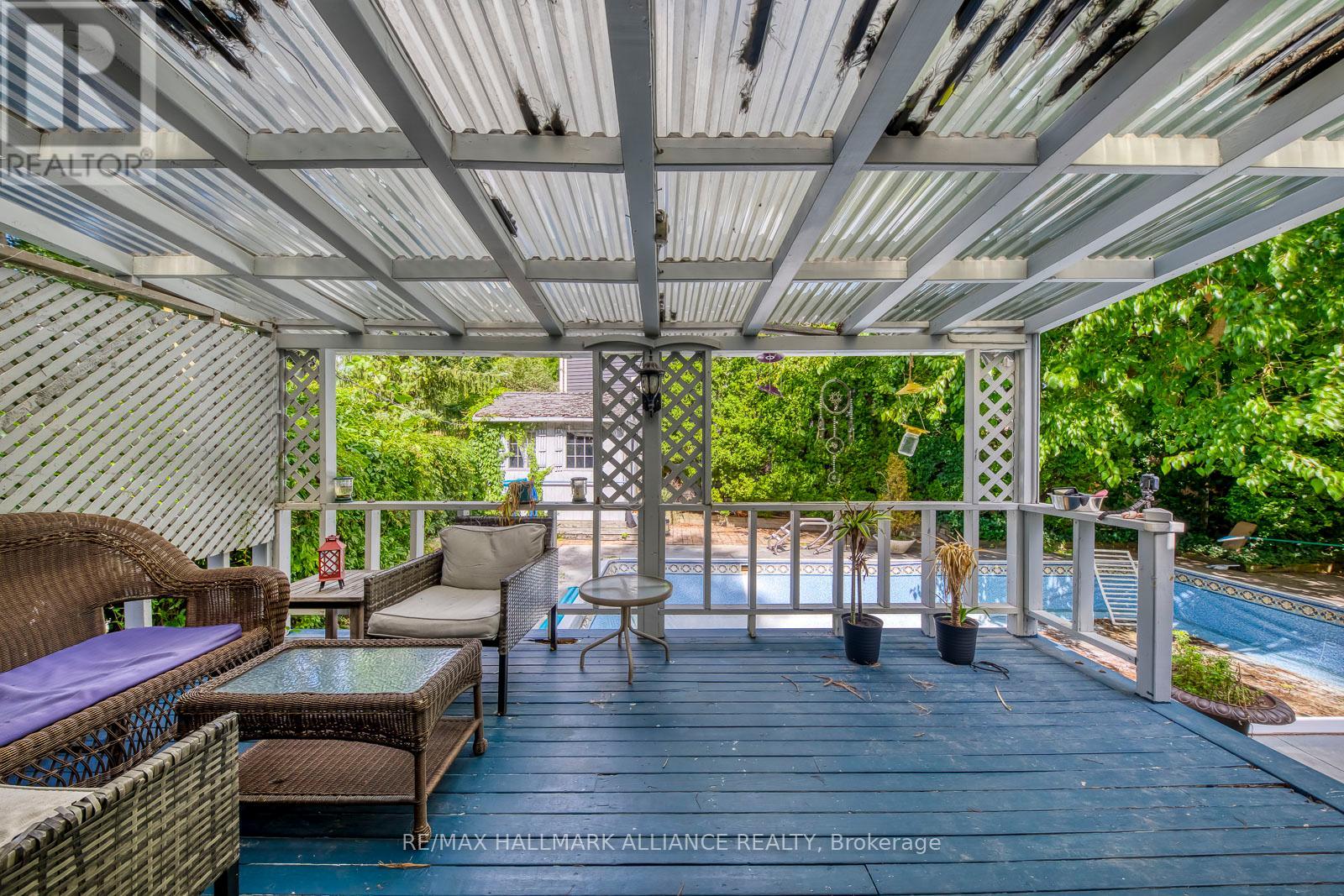 Photo 26 of 463 Drummond Road, Oakville ON