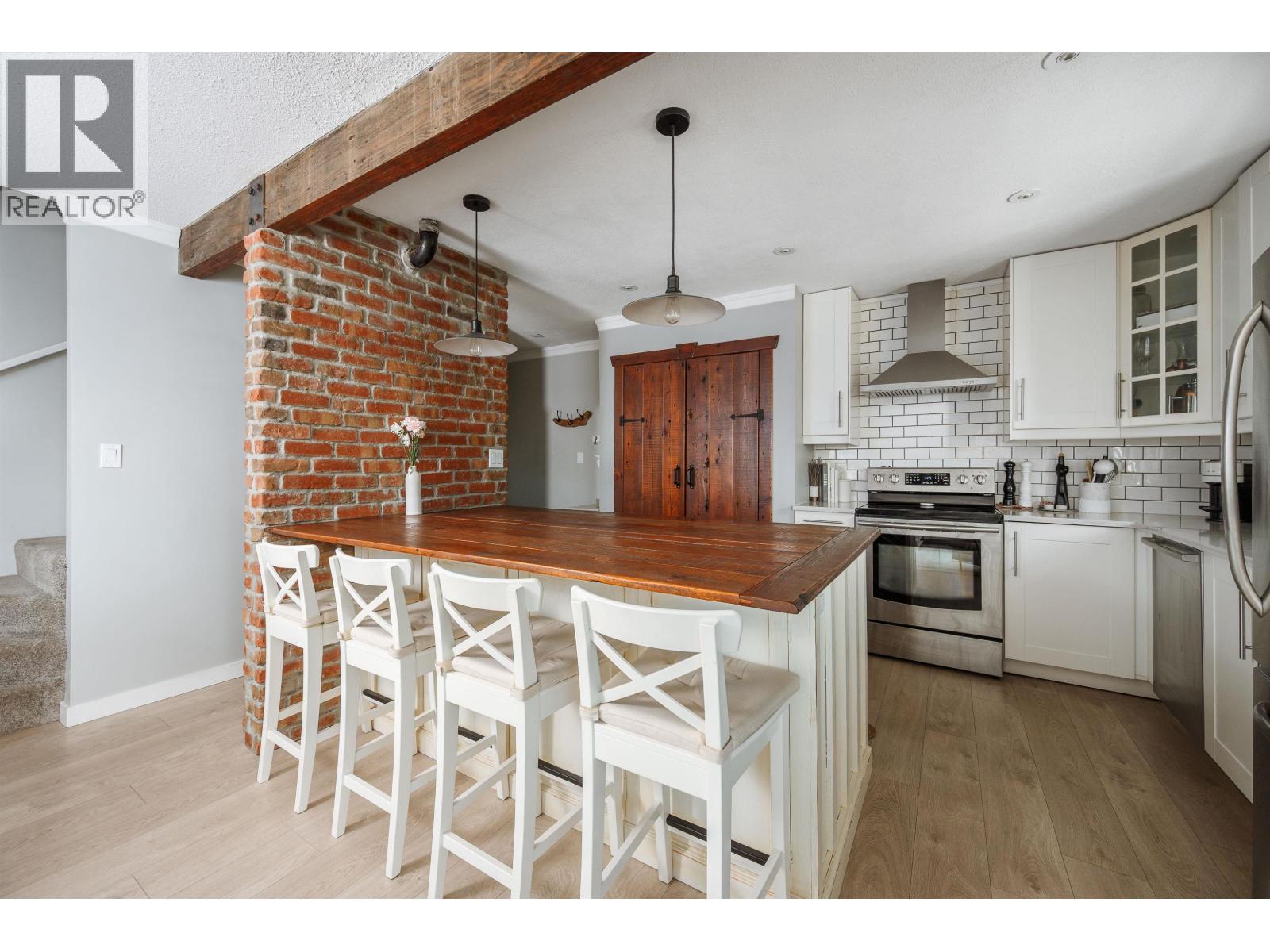 Photo 11 of 21 1182 W 7th Avenue, Vancouver BC