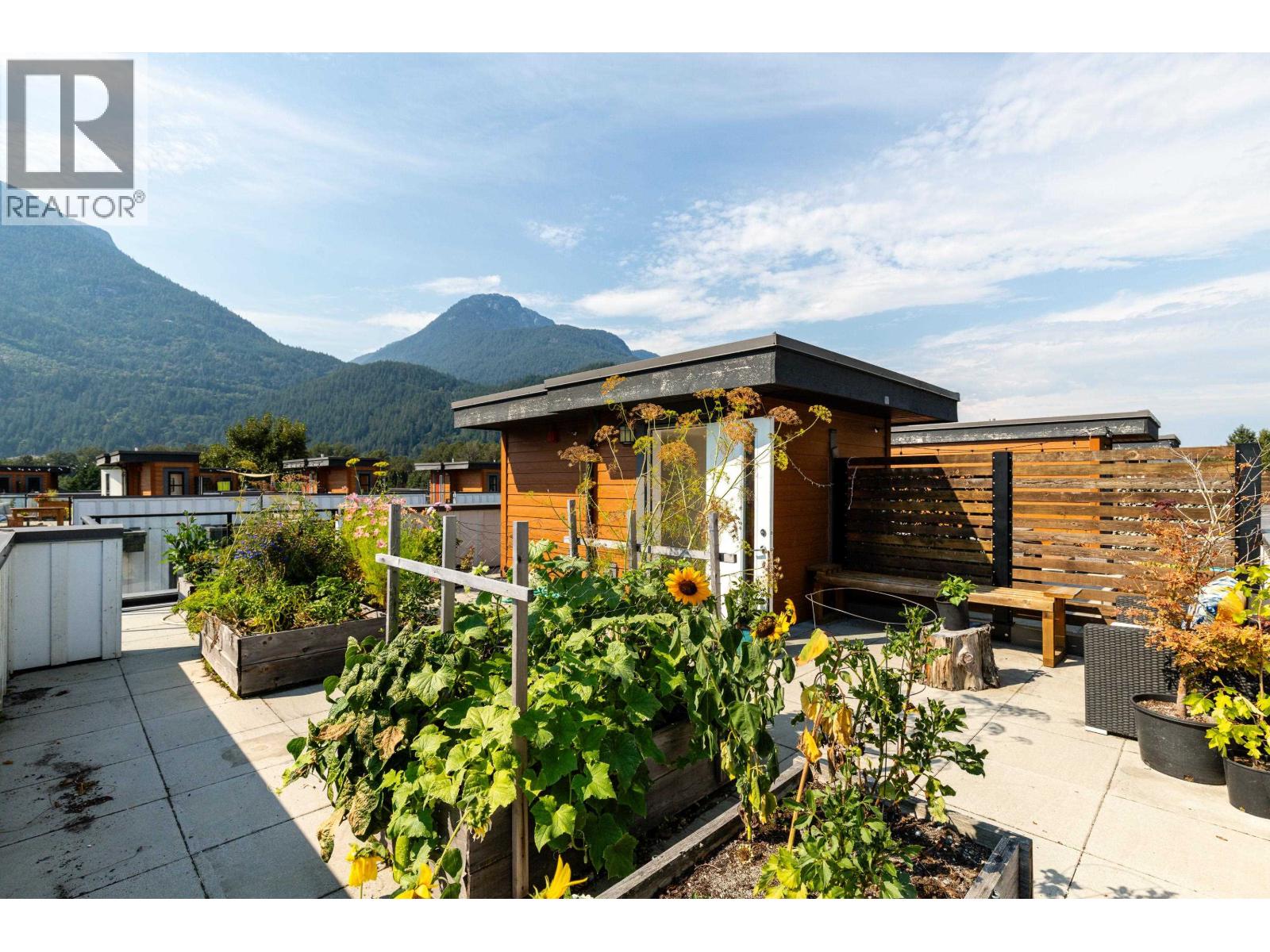 37 39769 GOVERNMENT ROAD, Squamish