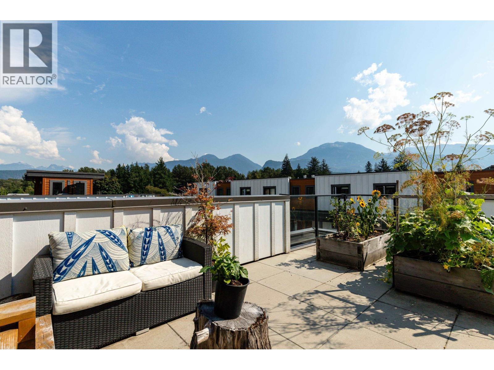 37 39769 GOVERNMENT ROAD, Squamish