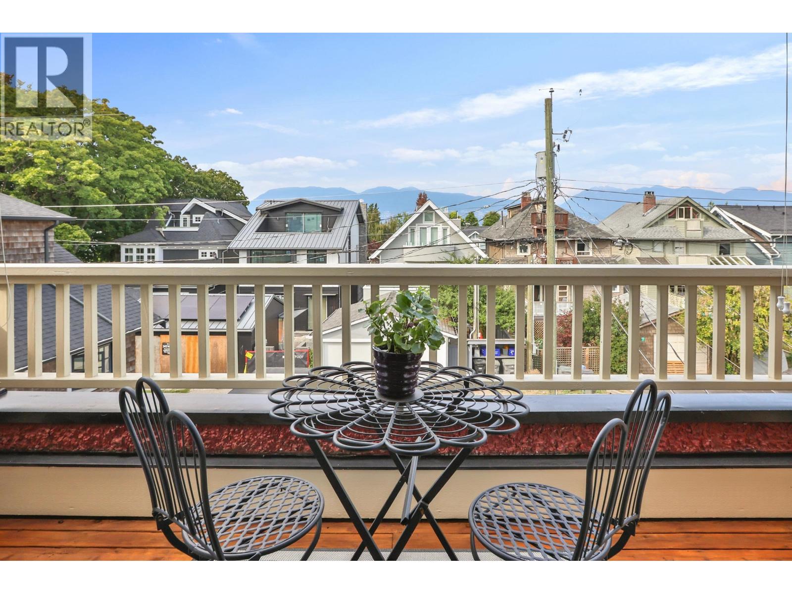 Photo 13 of 3487 W 2nd Avenue, Vancouver BC