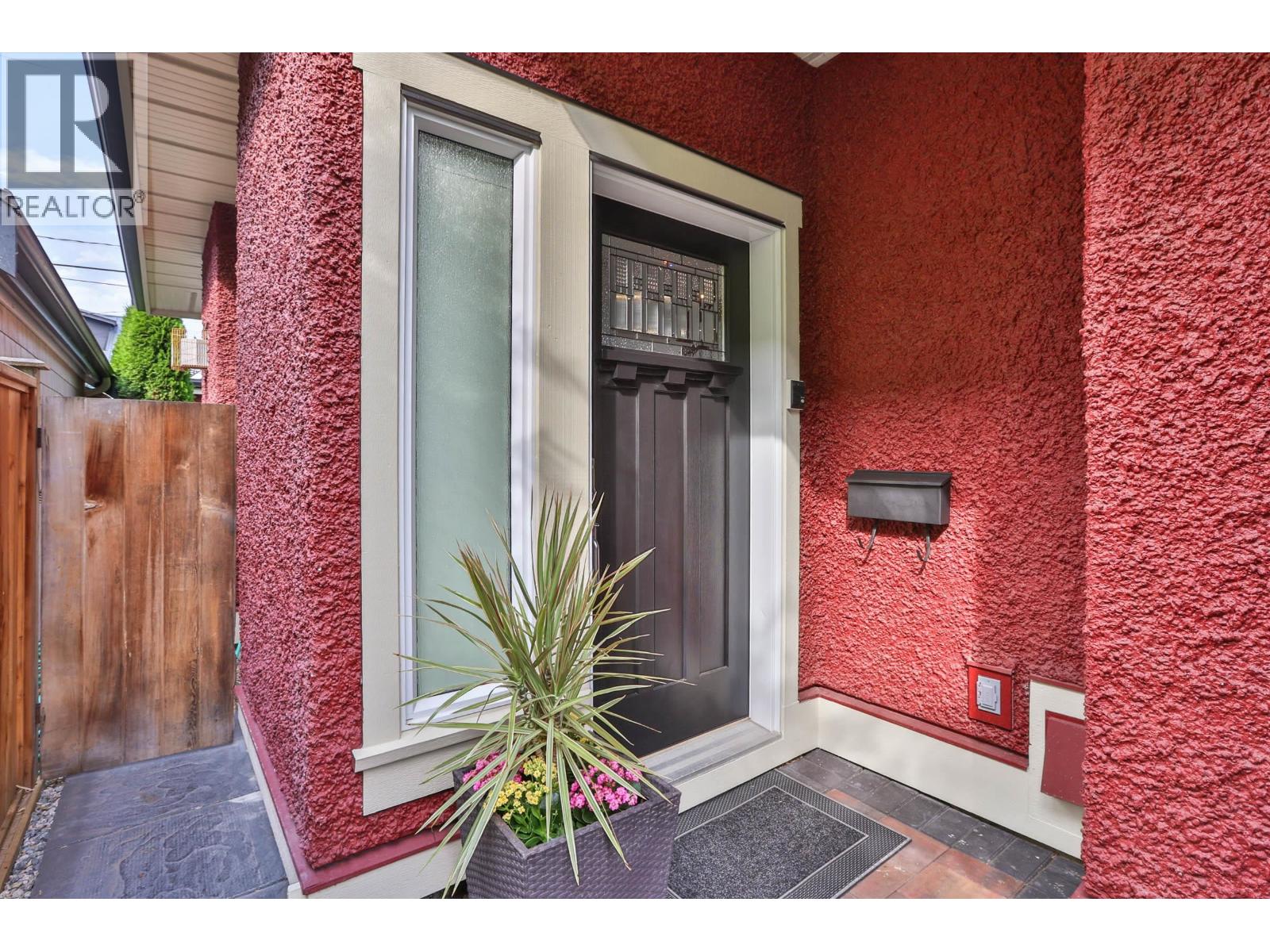 Photo 2 of 3487 W 2nd Avenue, Vancouver BC