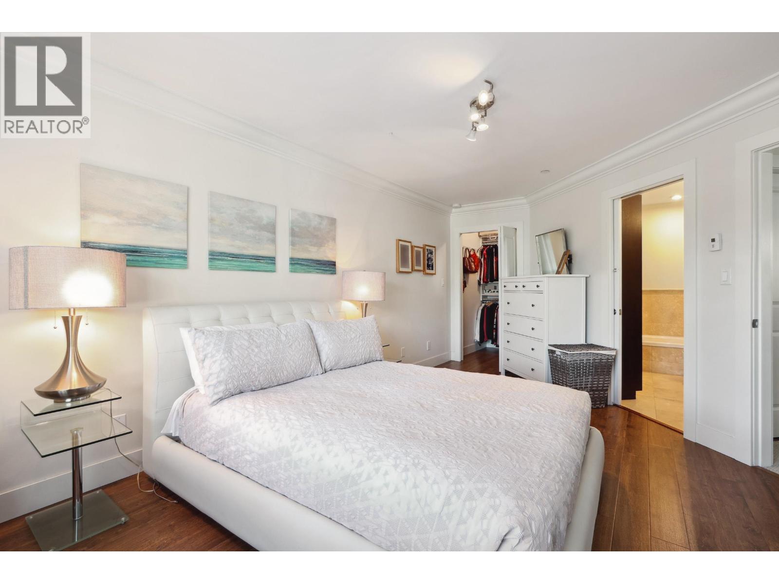 Photo 9 of 3487 W 2nd Avenue, Vancouver BC