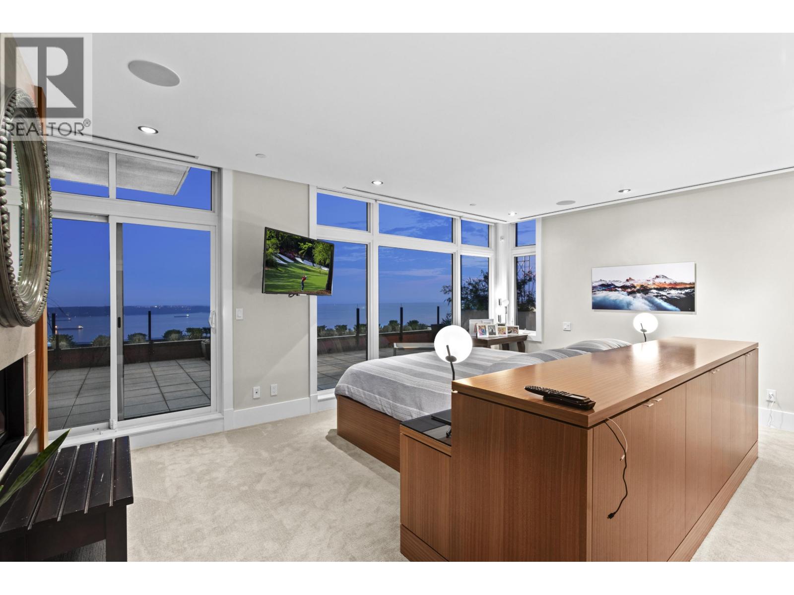 2780 HIGHGROVE PLACE, West Vancouver