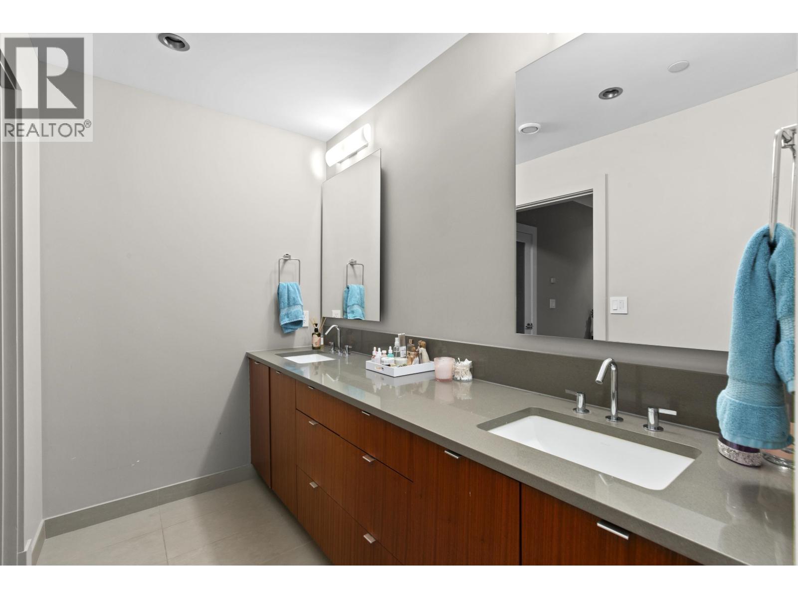 2780 HIGHGROVE PLACE, West Vancouver