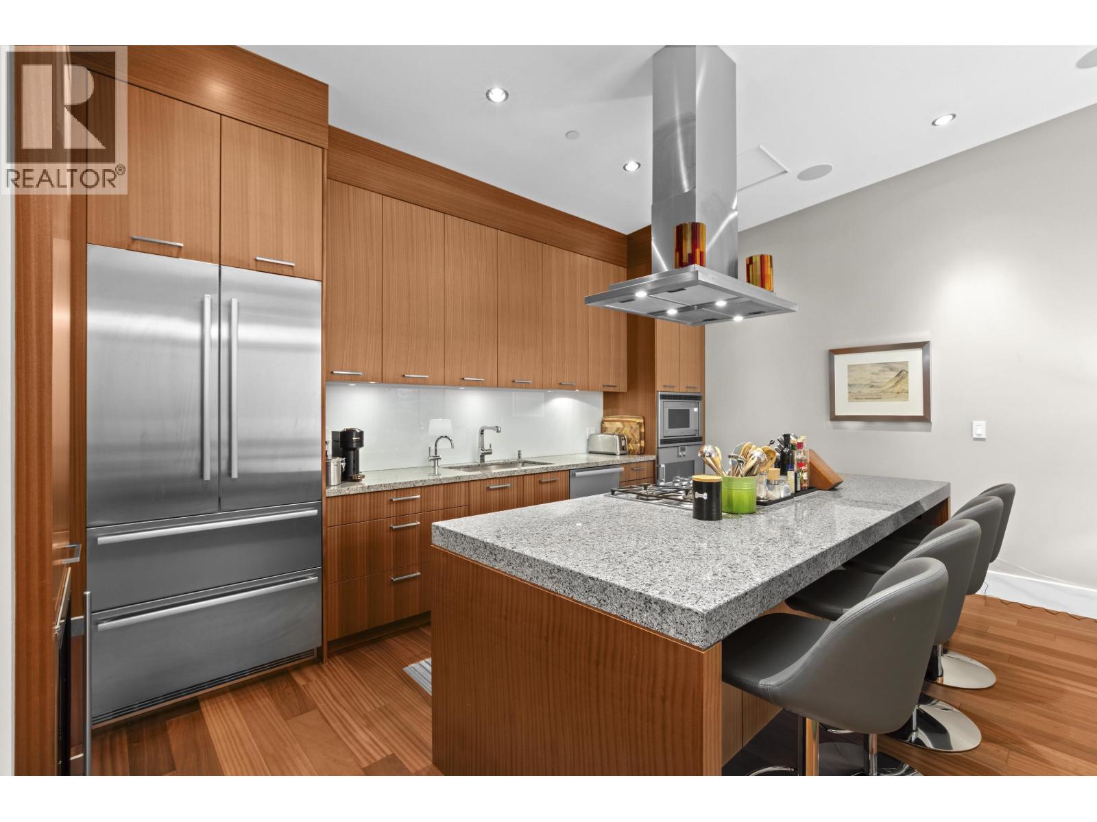 2780 HIGHGROVE PLACE, West Vancouver