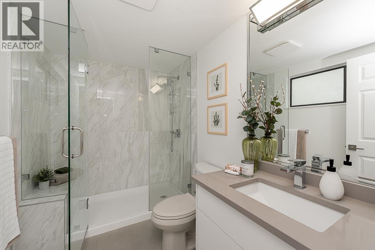 Photo 20 of 5853 Mayview Circle, Burnaby BC