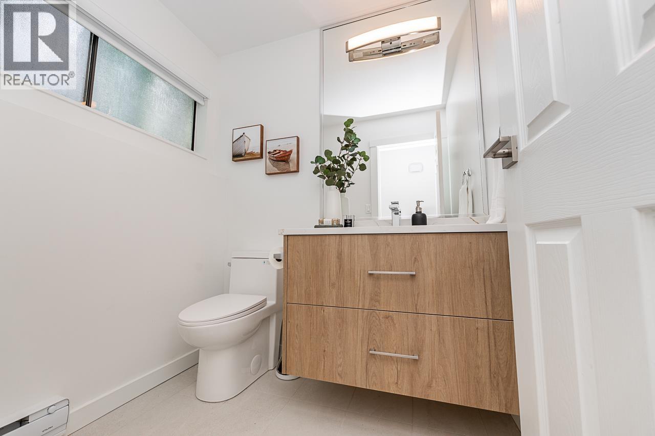 Photo 26 of 5853 Mayview Circle, Burnaby BC