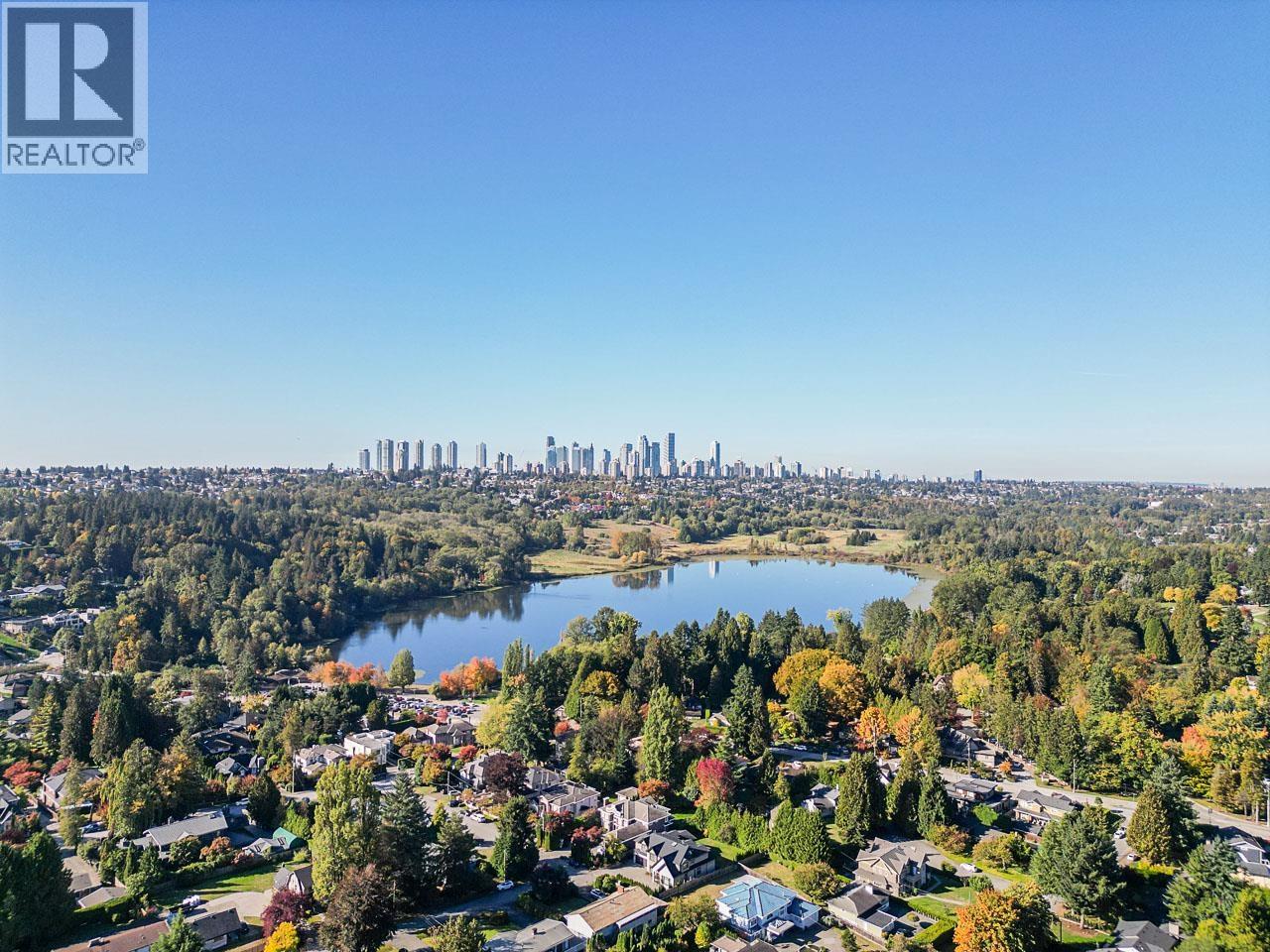 Photo 38 of 5853 Mayview Circle, Burnaby BC