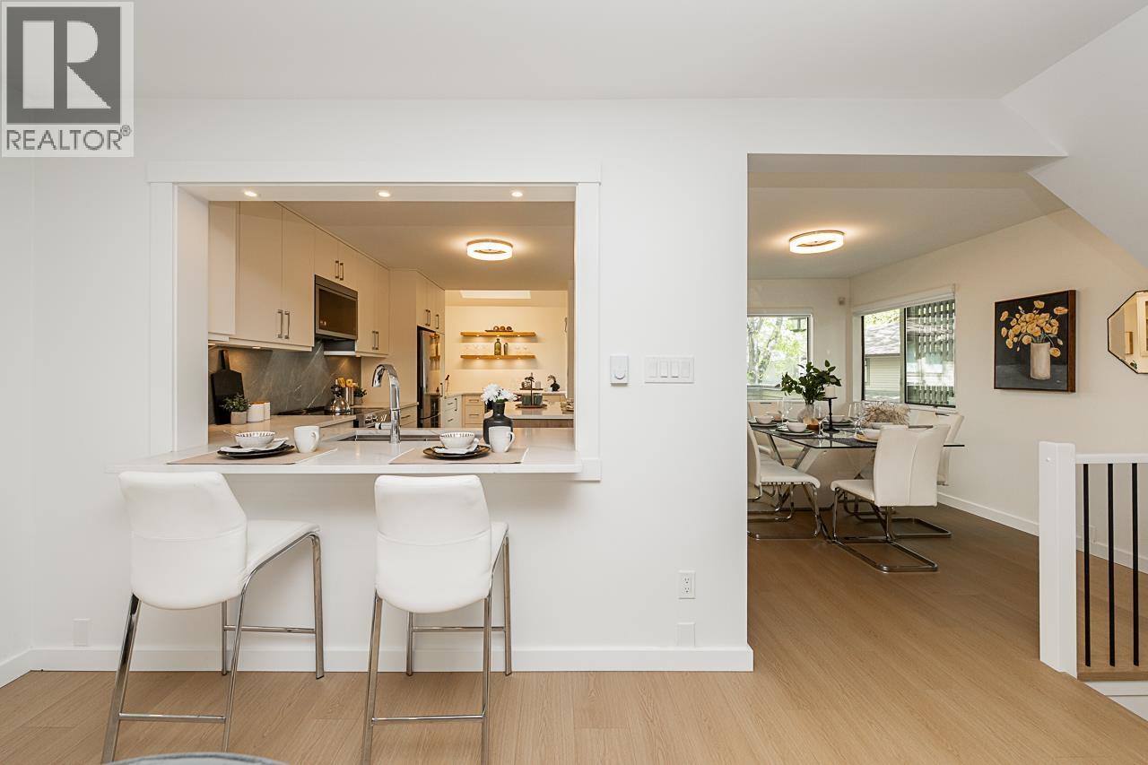 Photo 7 of 5853 Mayview Circle, Burnaby BC