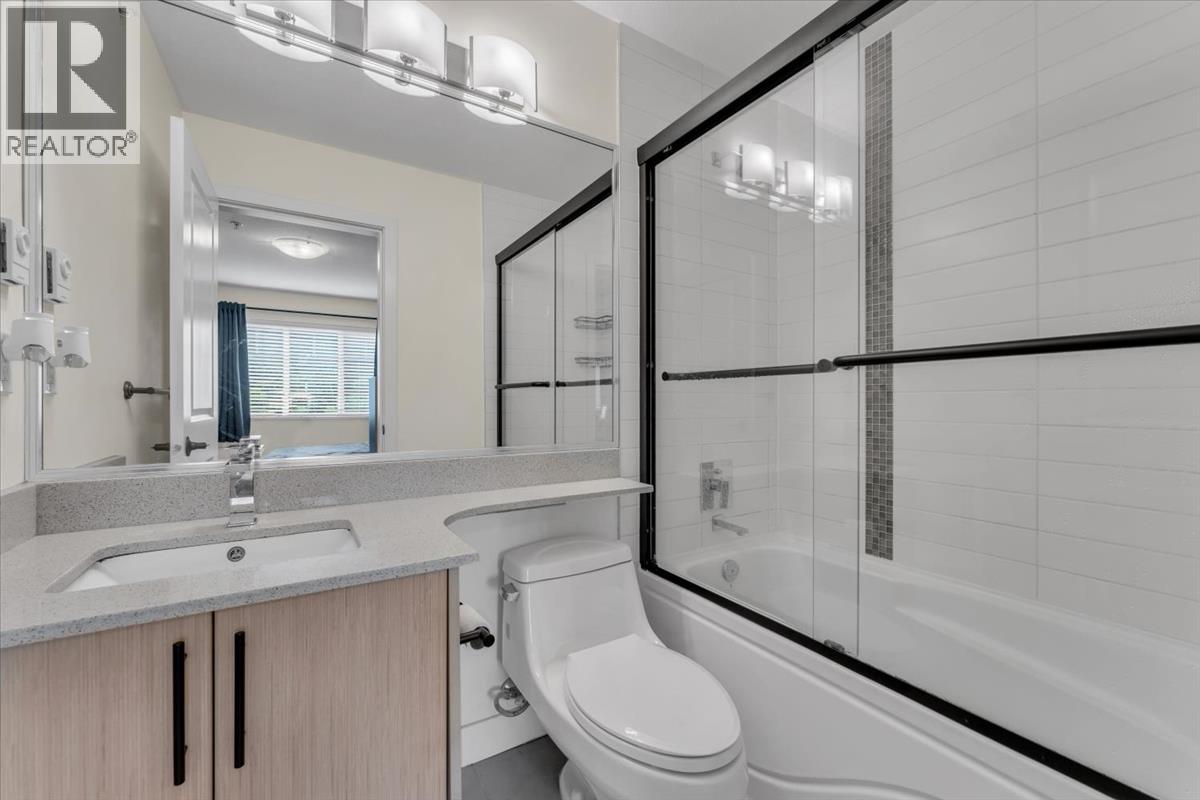 Photo 16 of 206 3888 Norfolk Street, Burnaby BC
