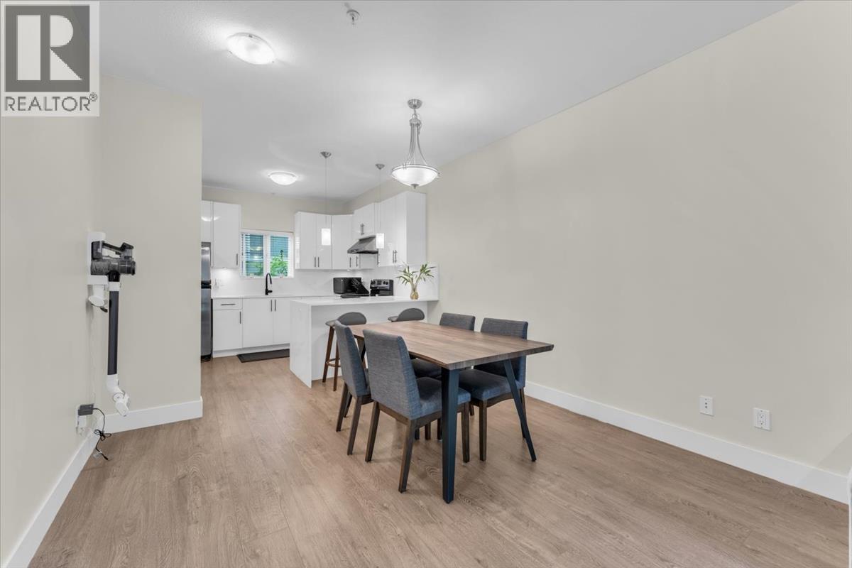 Photo 5 of 206 3888 Norfolk Street, Burnaby BC