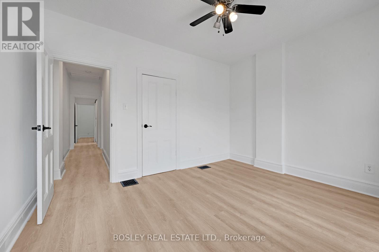 Photo 18 of 175 Macnab Street N, Hamilton ON
