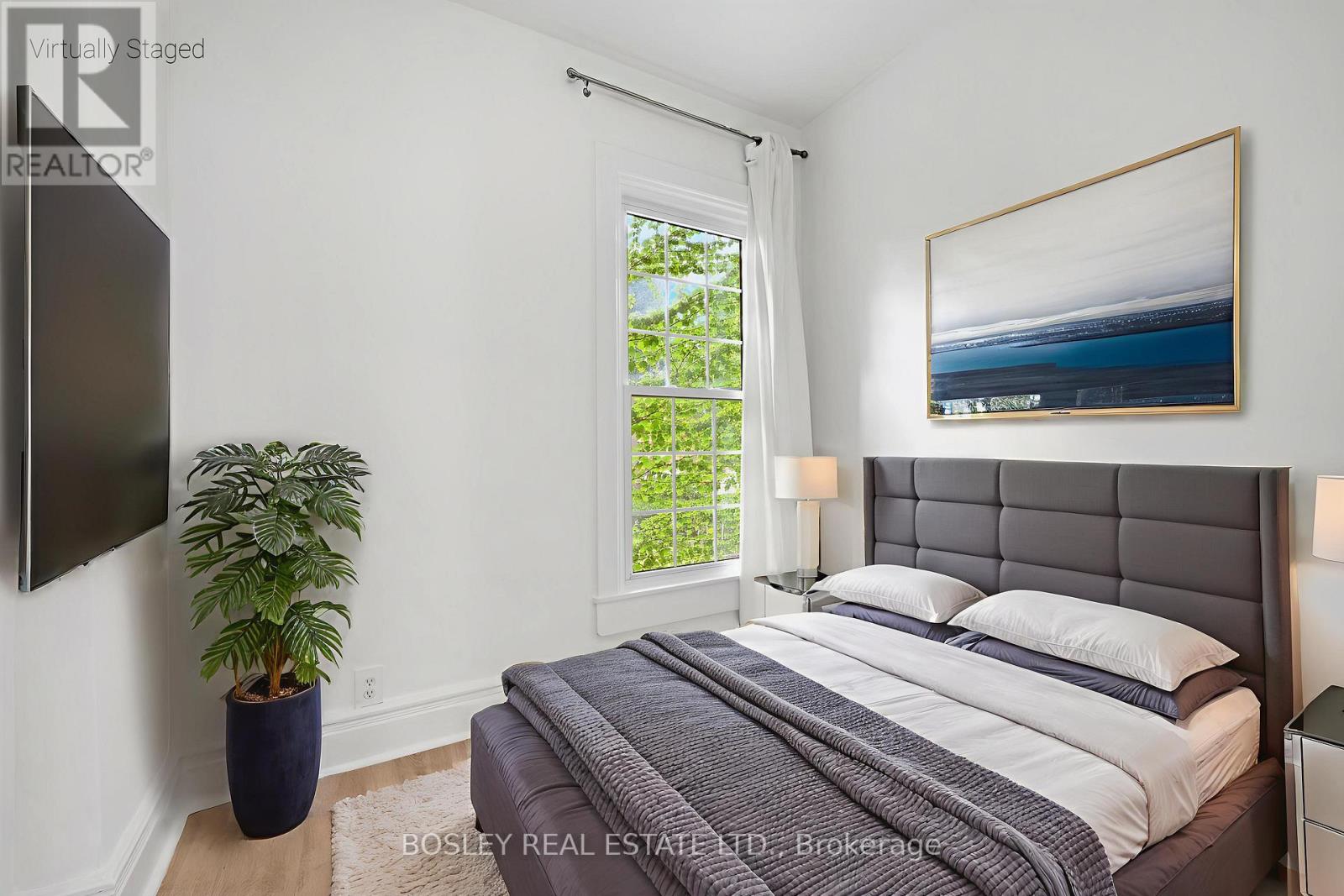 Photo 19 of 175 Macnab Street N, Hamilton ON