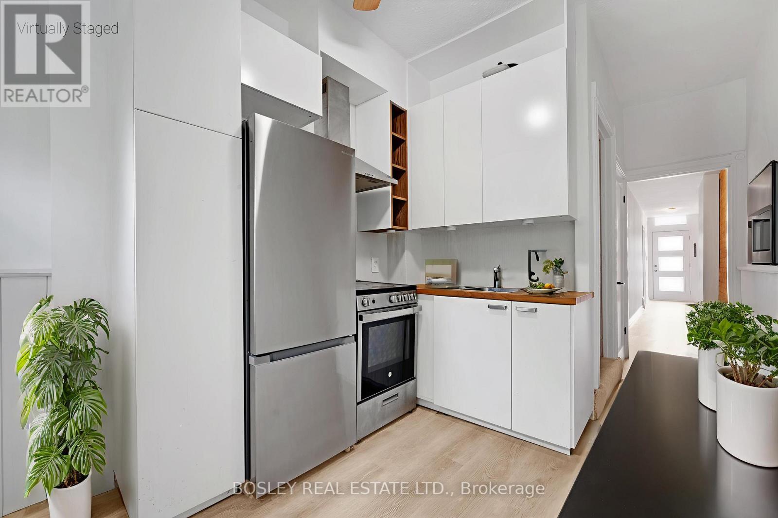 Photo 9 of 175 Macnab Street N, Hamilton ON