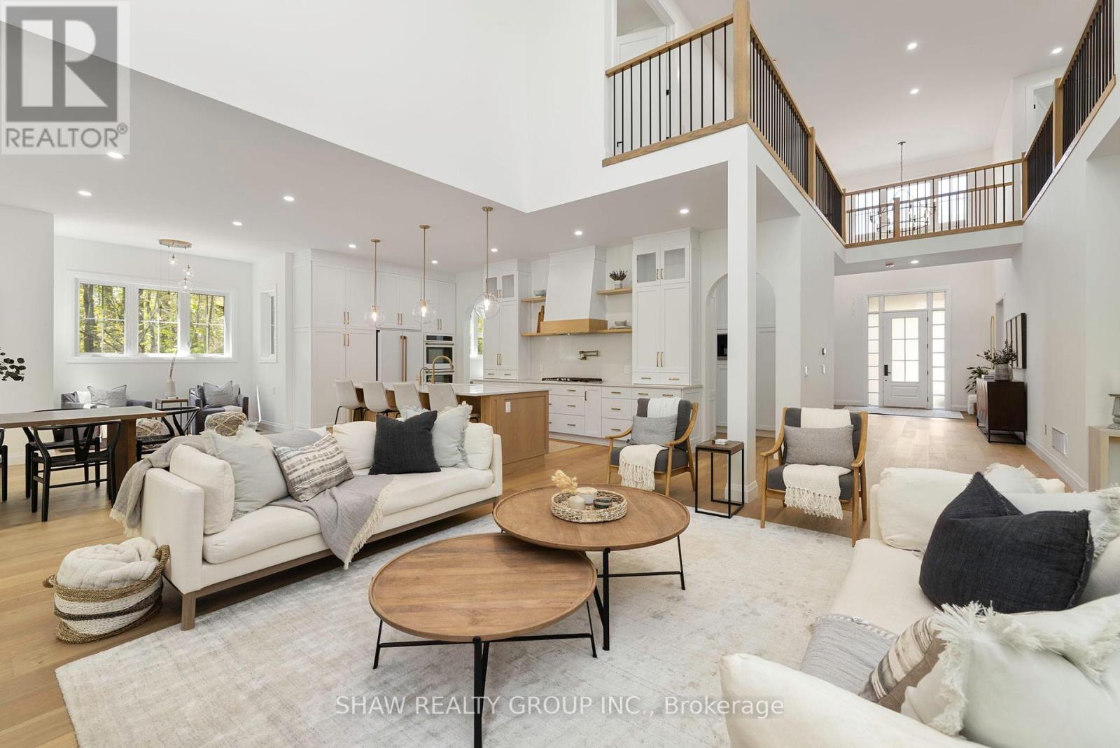 Photo 11 of 14 St Georges Court, Huntsville ON