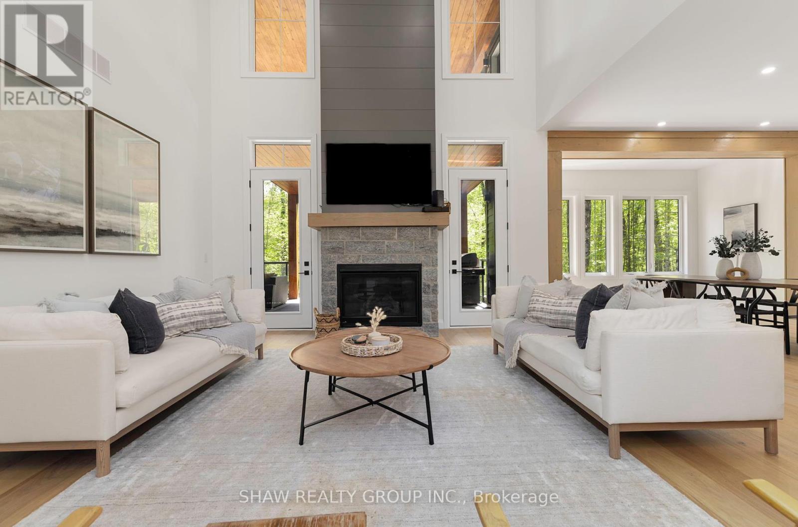 Photo 7 of 14 St Georges Court, Huntsville ON