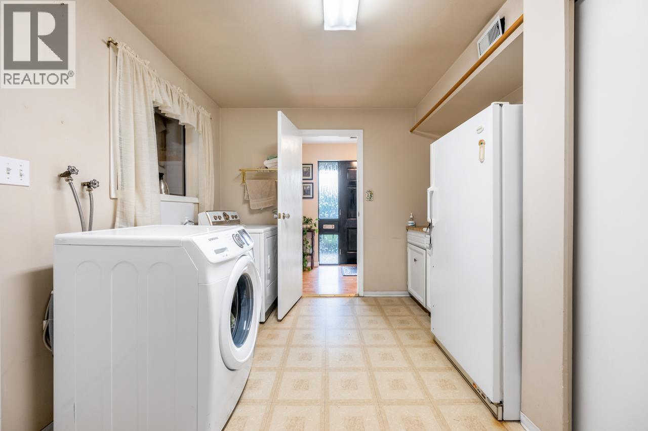 6680 COLTSFOOT Drive, Richmond