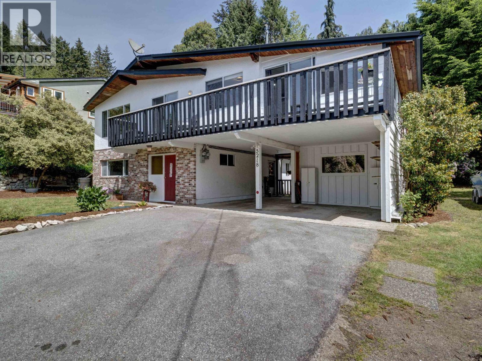 5218 RADCLIFFE ROAD, Sechelt