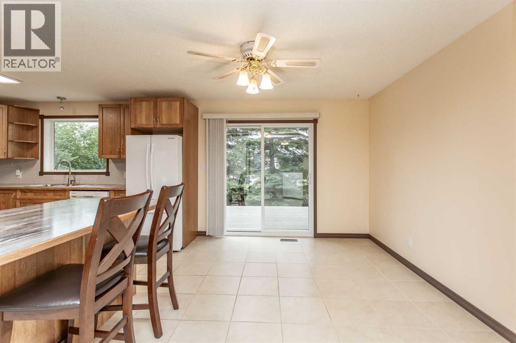 5014 60 Street Close, Lacombe