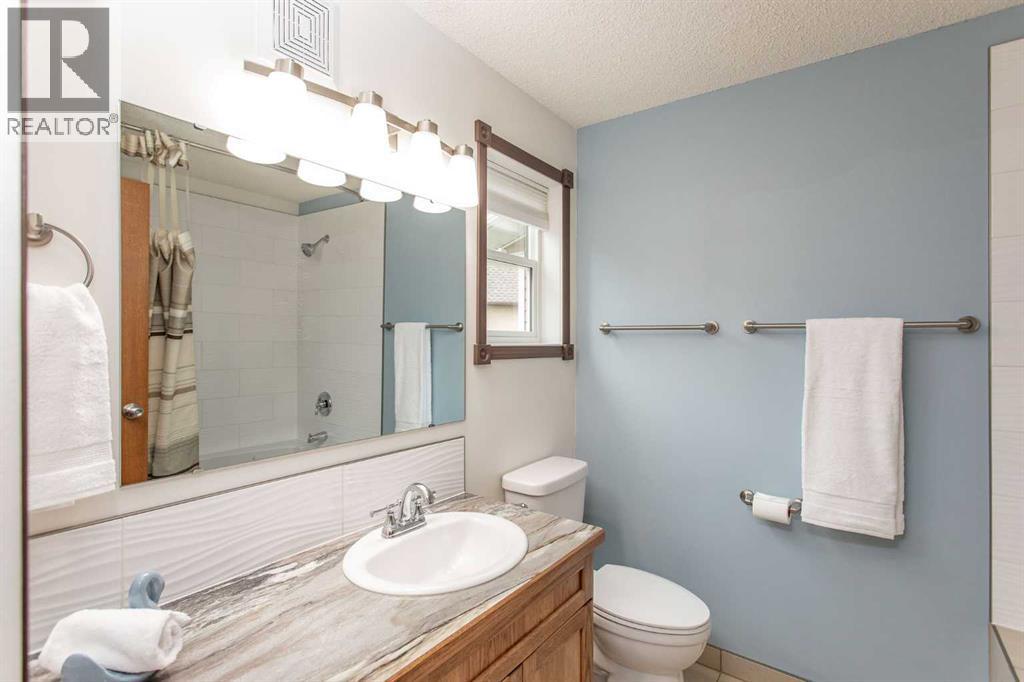 5014 60 Street Close, Lacombe