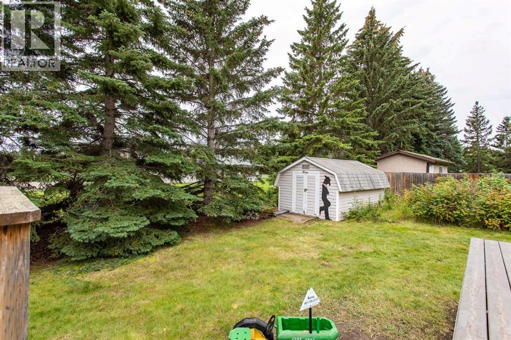 5014 60 Street Close, Lacombe