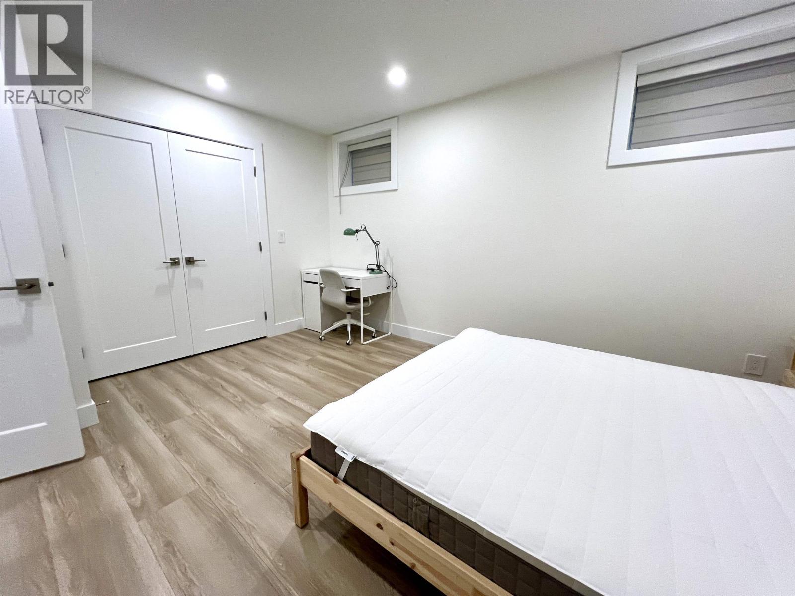 Photo 14 of Basement 3072 E 56th Avenue, Vancouver BC