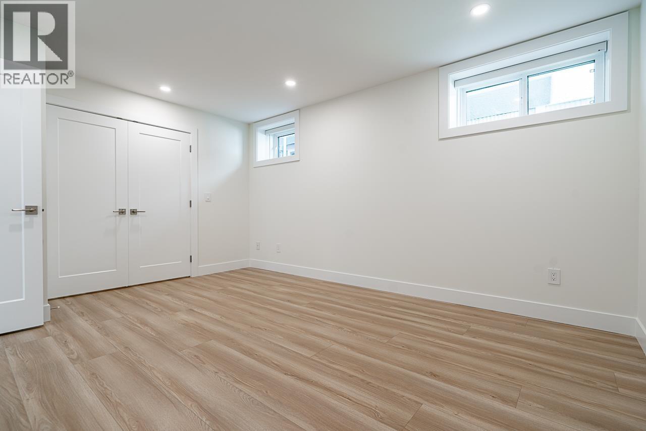 Photo 16 of Basement 3072 E 56th Avenue, Vancouver BC
