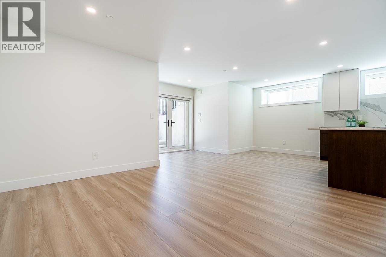 Photo 4 of Basement 3072 E 56th Avenue, Vancouver BC