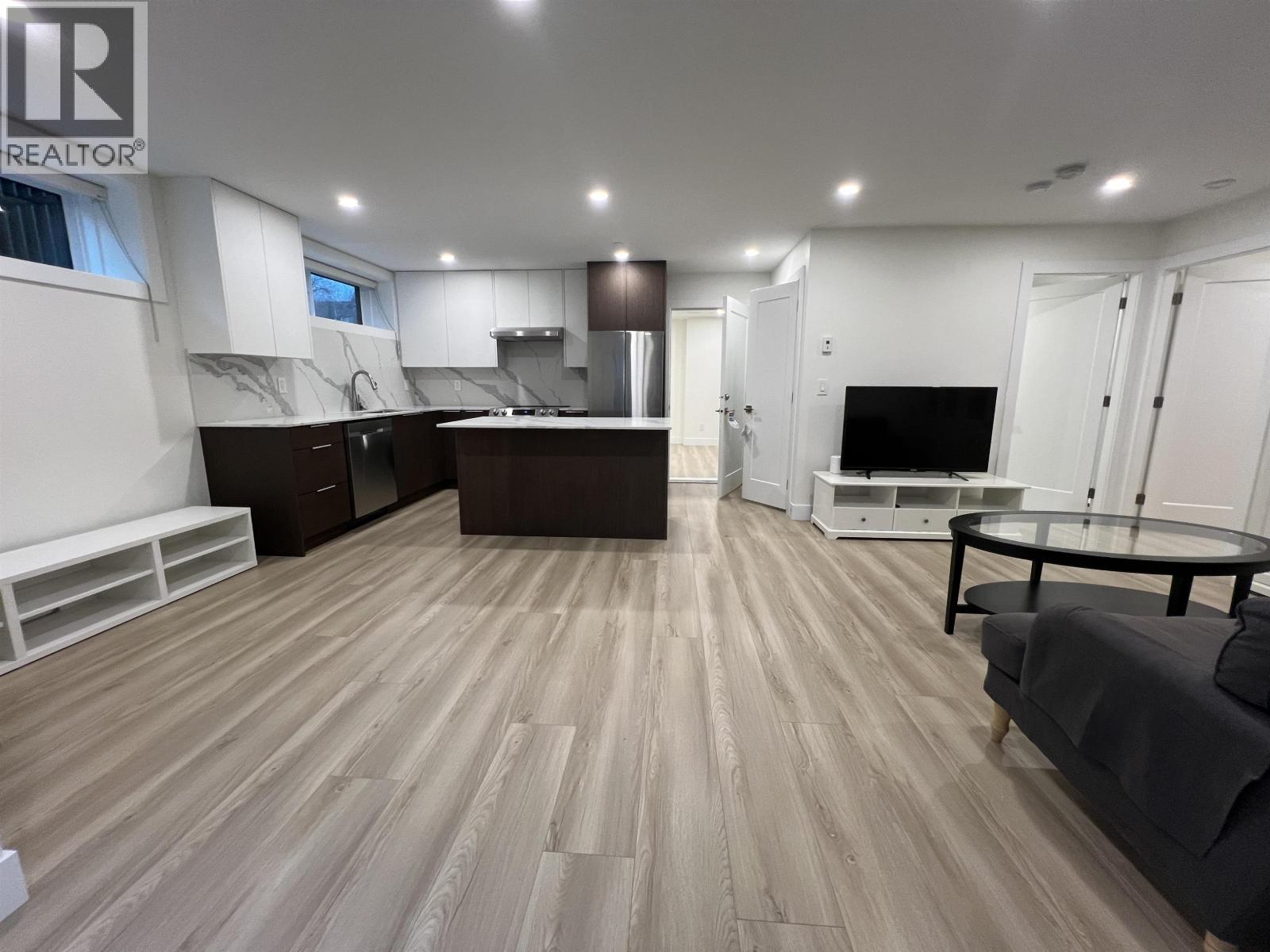 Photo 6 of Basement 3072 E 56th Avenue, Vancouver BC