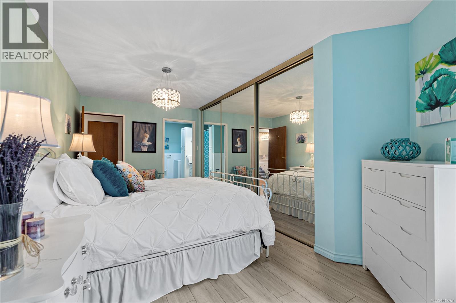 Photo 6 of 6 219 Bagshaw St, Parksville BC