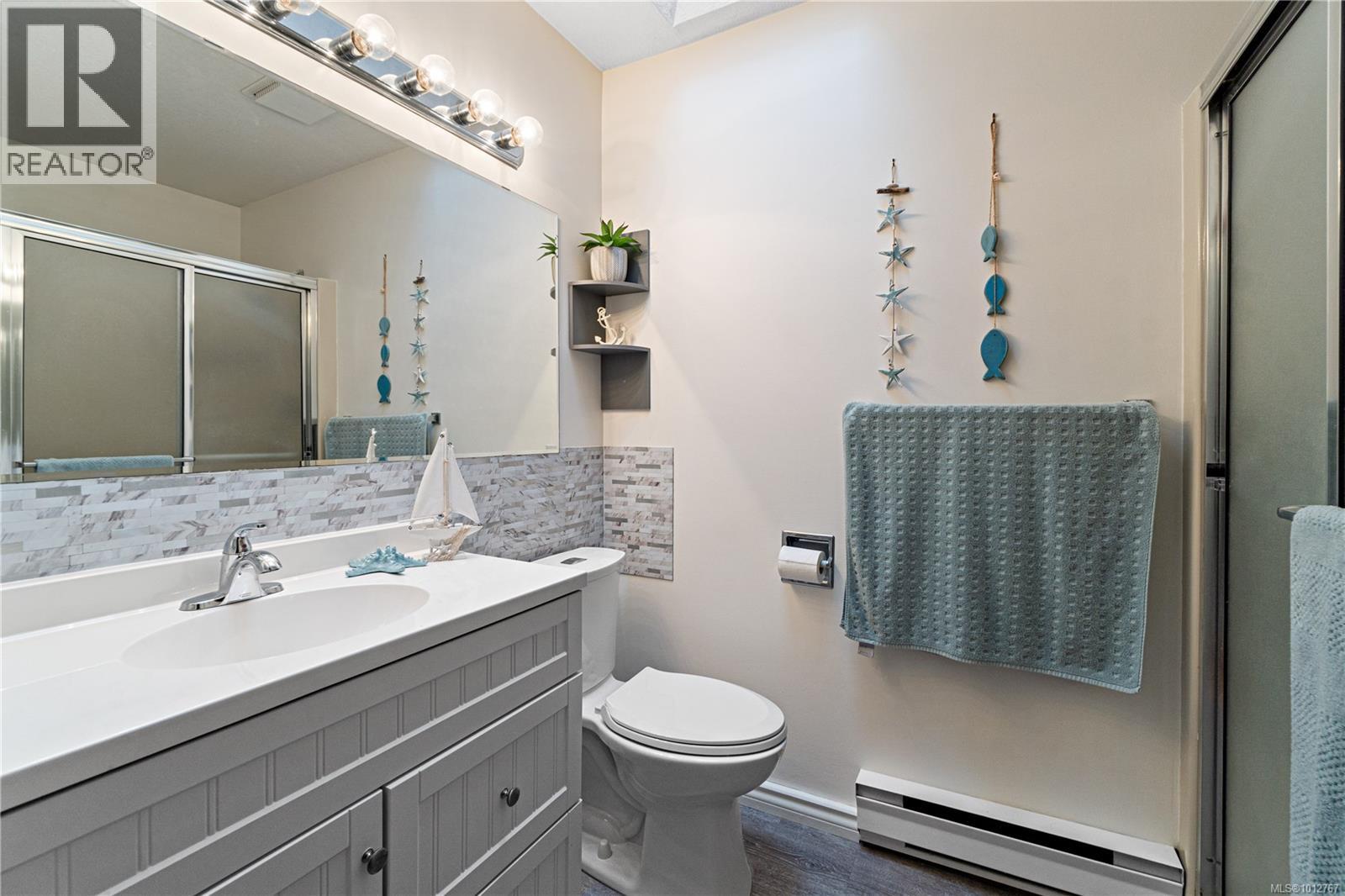 Photo 9 of 6 219 Bagshaw St, Parksville BC