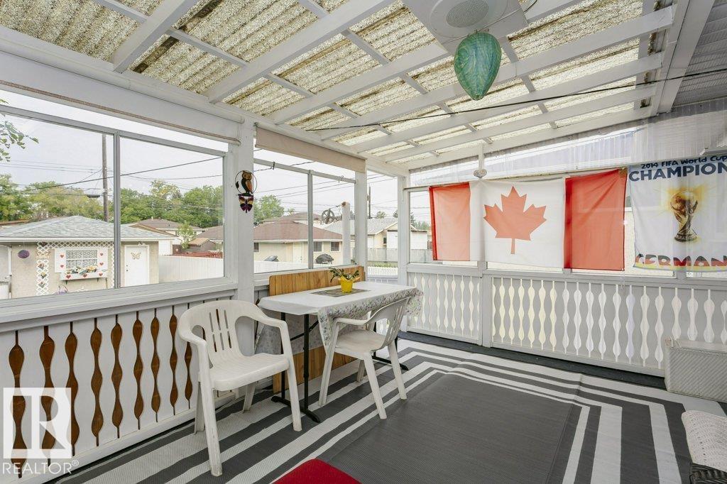Photo 30 of 13114 101 St Nw, Edmonton AB
