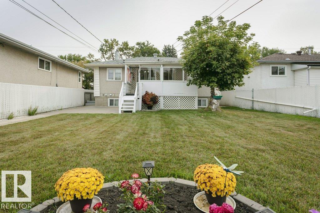Photo 33 of 13114 101 St Nw, Edmonton AB