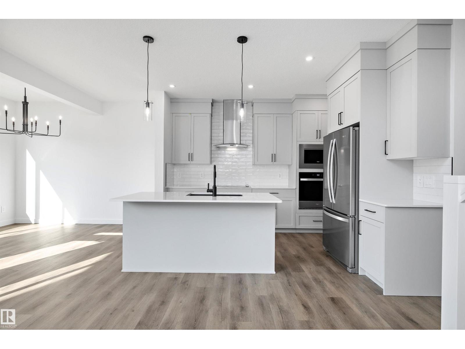 Photo 14 of 2408 158 Street Sw, Edmonton AB