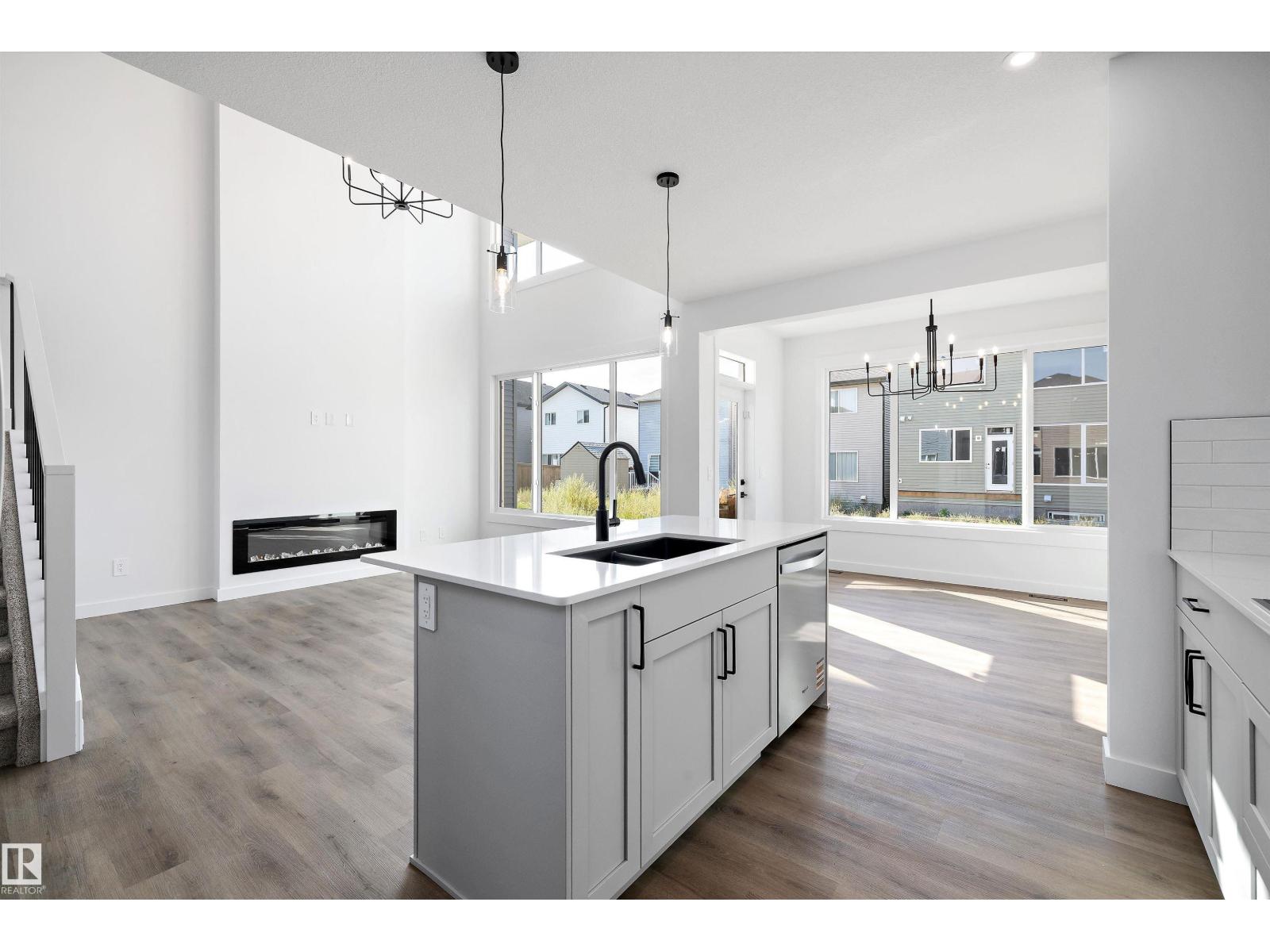 Photo 16 of 2408 158 Street Sw, Edmonton AB