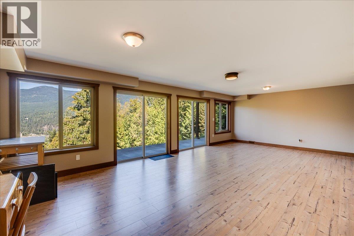 Photo 43 of 3213 Vindusky Road, Nelson BC
