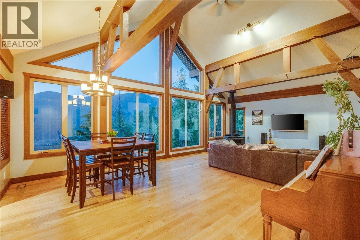 Photo 19 of 3213 Vindusky Road, Nelson BC