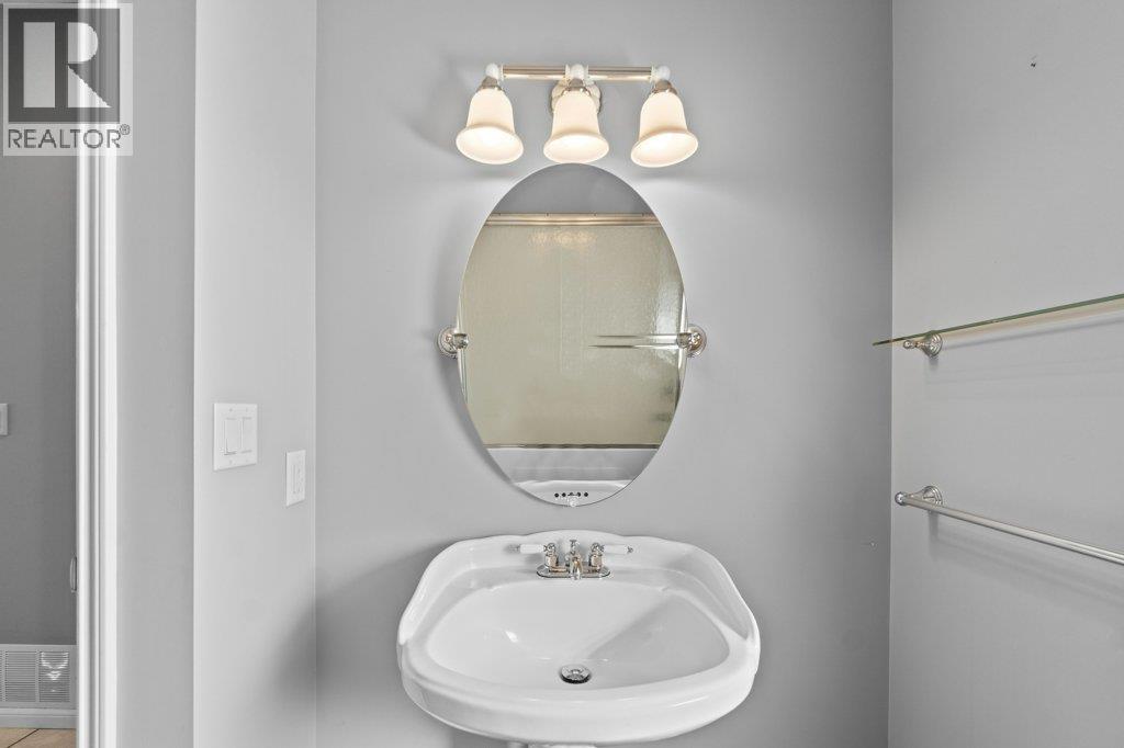 2532 Golf View Crescent, Blind Bay