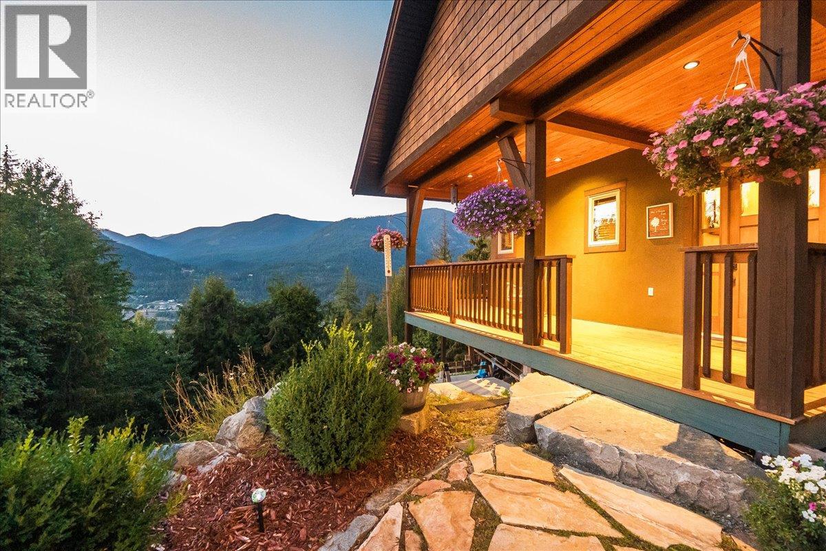Photo 3 of 3213 Vindusky Road, Nelson BC