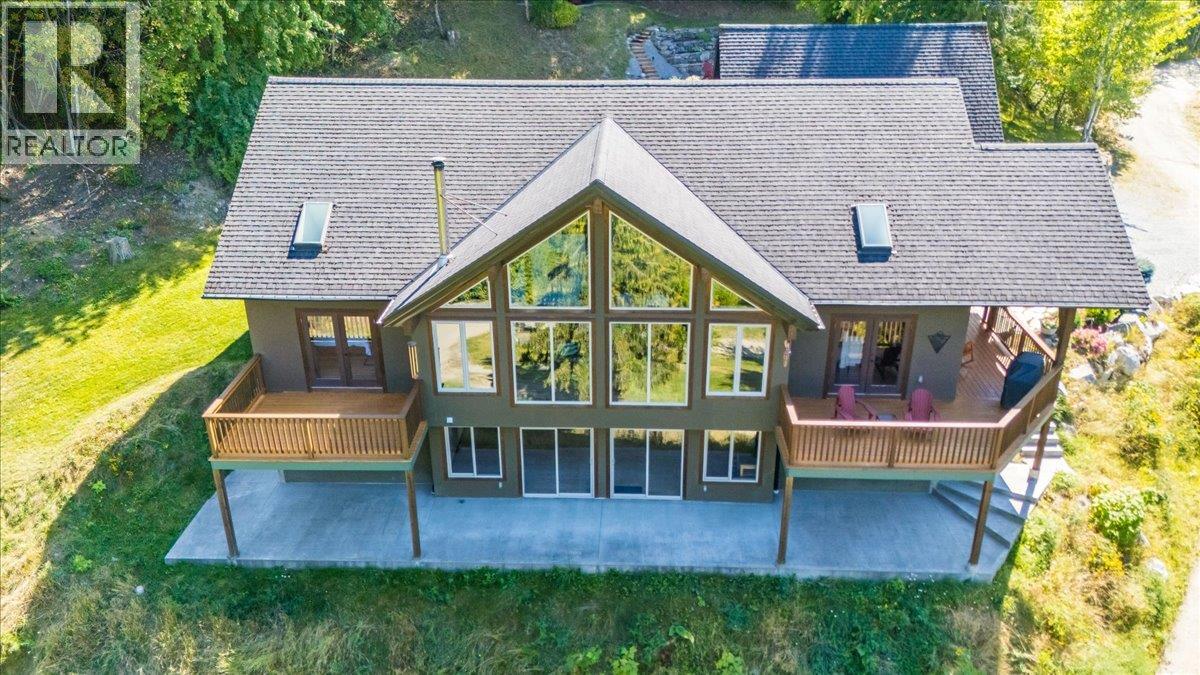 Photo 8 of 3213 Vindusky Road, Nelson BC
