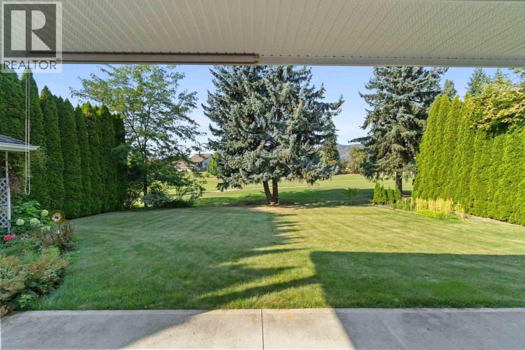 2532 Golf View Crescent, Blind Bay