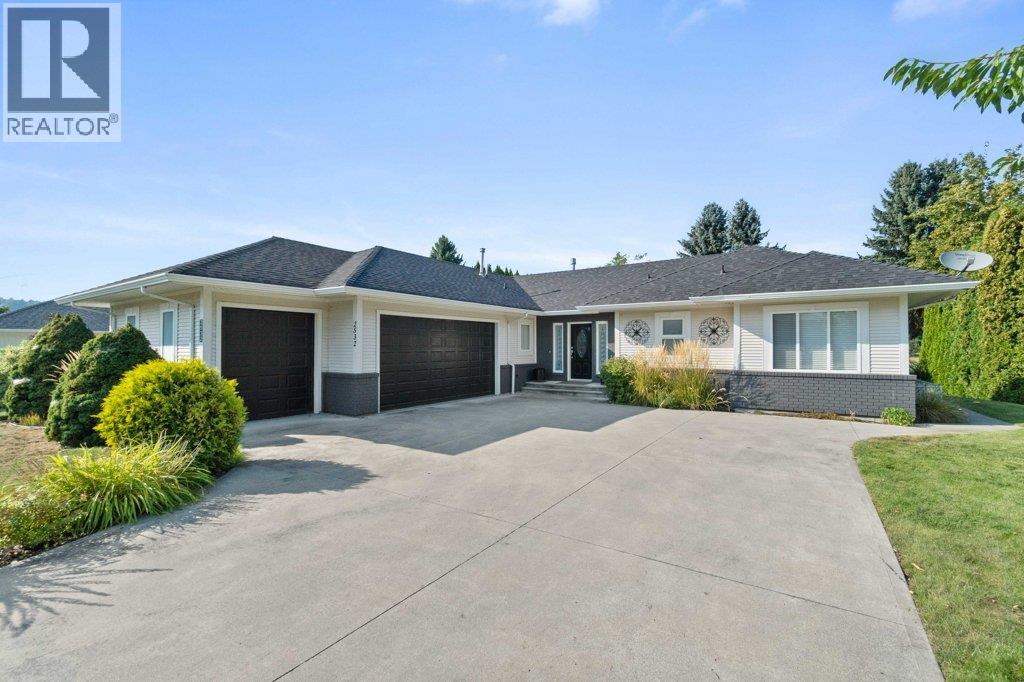 2532 Golf View Crescent, Blind Bay