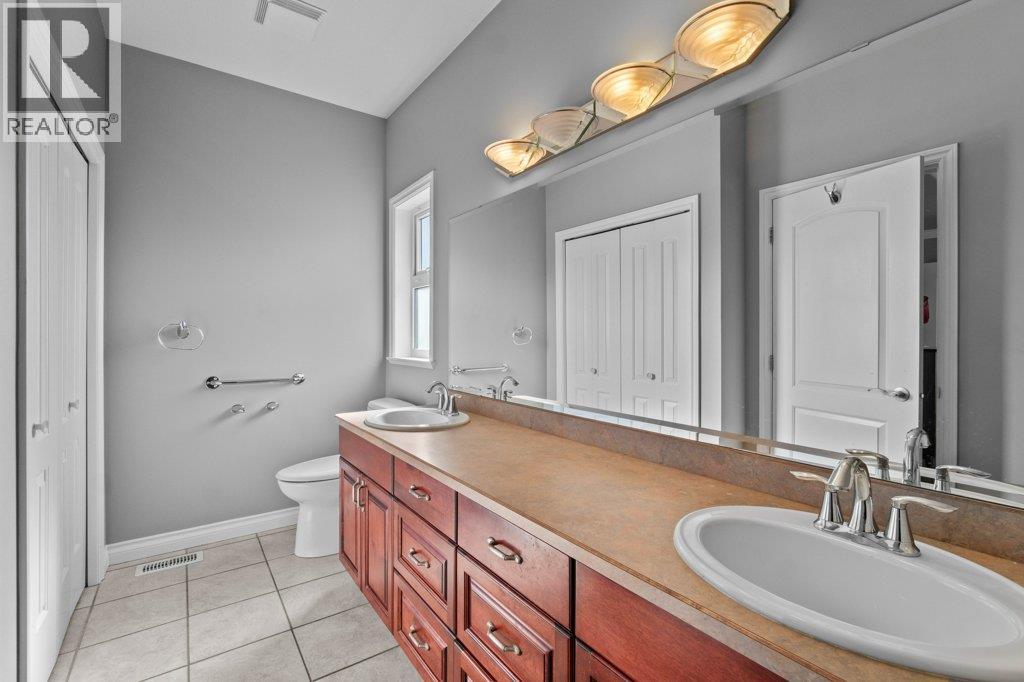 2532 Golf View Crescent, Blind Bay