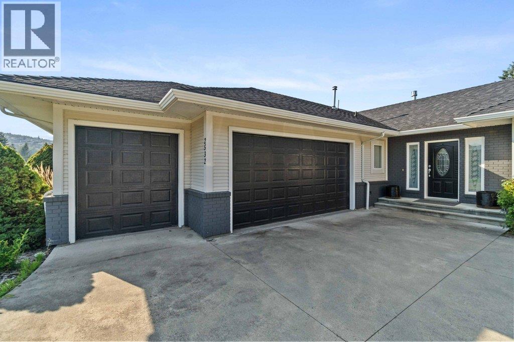2532 Golf View Crescent, Blind Bay