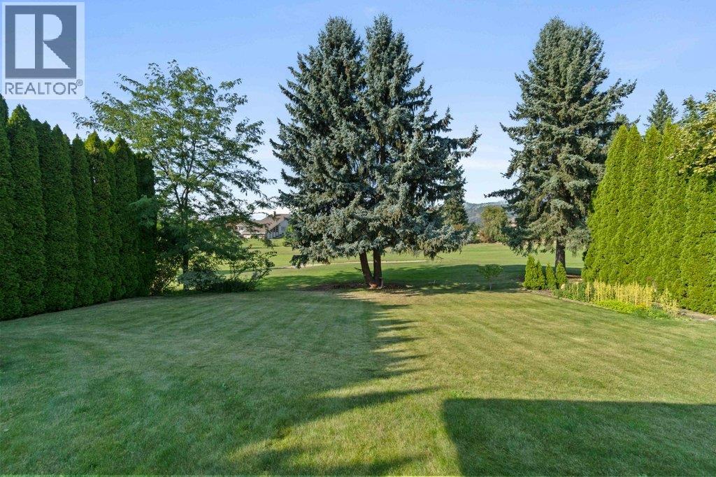 2532 Golf View Crescent, Blind Bay