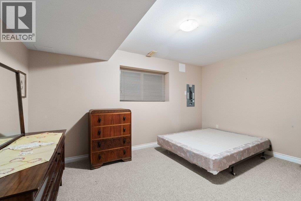 2532 Golf View Crescent, Blind Bay